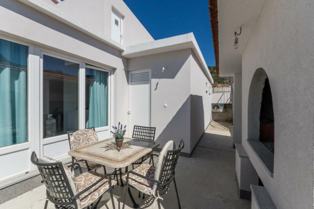 Villa Ivan Trogir Eksteriør billede